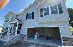 5743 Crescent Drive, North Whitehall Twp, PA 18078
