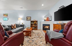 21123 NE OSBURN Loop, Fairview, OR 97024