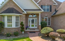 324 Glenmaura Drive, Moosic, PA 18507