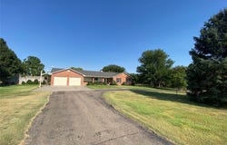 3850 N Bluestem Drive, Garden City, KS 67846