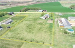 2845 250th St, Doon, IA 51235