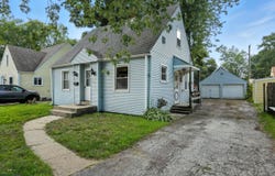9040 W Delaware Pkwy, Munster, IN 46321