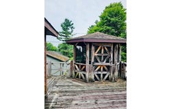 44 Lakeview Ave Avenue, Tupper Lake, NY 12986