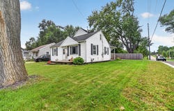 500 Hume Boulevard, Lansing, MI 48917