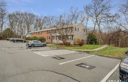 81 E Pattagansett Road, East Lyme, CT 06357