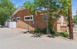 417 8TH Street NW, Albuquerque, NM 87102