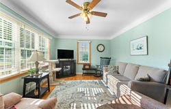 129 Westview Avenue, Hubbard, OH 44425