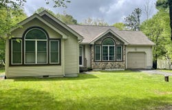 350 Brier Crest Road, Blakeslee, PA 18610