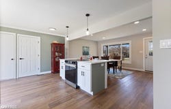 1280 Airport, Waterford, MI 48327