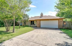 445 Black Oak Lane, Burleson, TX 76028