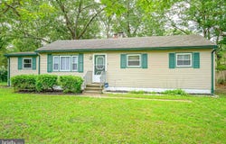 3 E BEACH ROAD, WILLIAMSTOWN, NJ 08094