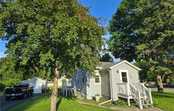 341 Birch Avenue S, Maple Lake, MN 55358