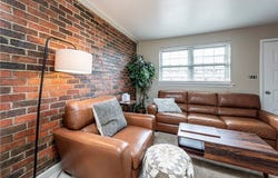 384 Northgate Dr, Apollo, PA 15613