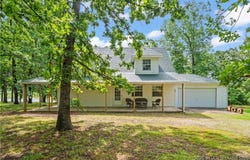 196 shoemaker Drive, Macks Creek, MO 65786