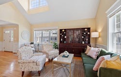 10 Ellsworth Village Rd, Acton, MA 01720