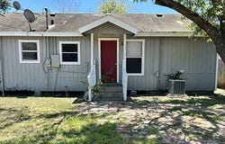 1118 E Huisache Avenue, Kingsville, TX 78363