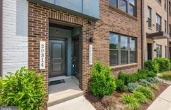 20316 NEWFOUNDLAND Square, ASHBURN, VA 20147