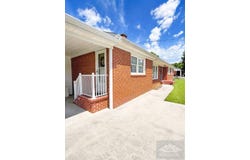 95 Ballard Ave., PETERSTOWN, WV 24963