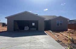 412 Tiffanee Way, Page, AZ 86040