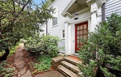 13 Garfield Place, Poughkeepsie, NY 12601
