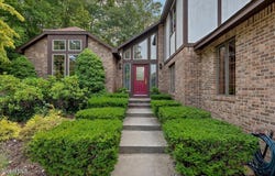 14 Bittersweet Lane, Clifton Park, NY 12065
