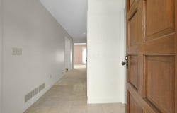 1157 Strathaven Court W, Worthington, OH 43085