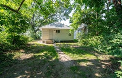 2517 Kenwood Avenue, South Bend, IN 46628-1712