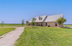 2727 Greenwood Road, Decatur, TX 76234