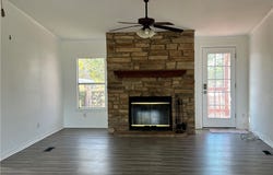330 Grandview Drive, San Marcos, TX 78666