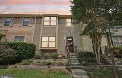 611 KINGS CROFT, CHERRY HILL, NJ 08034