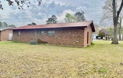 1806 South Charleston Avenue, Fairfax, SC 29827