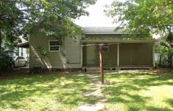 2420 Crawford Ave, Parsons, KS 67357
