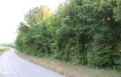 999 Whites Crossing Road, Ashland, MS 38603