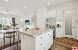26998 Hummingbird Ln, Valencia, CA 91381