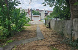 569 W PHILADELPHIA STREET, YORK, PA 17403