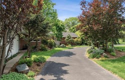 6413 Mendelssohn Lane, Edina, MN 55343