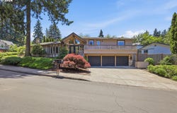 3446 BREEZEWOOD Ave, Eugene, OR 97405