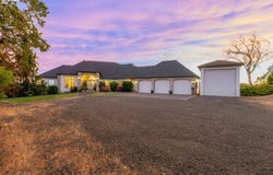 282 REDTAIL RIDGE LN, Roseburg, OR 97471
