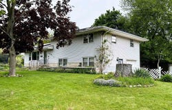 220 Beacon Drive, BELVIDERE, IL 61008