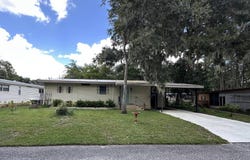 28944 Hubbard St, Leesburg, FL 34748