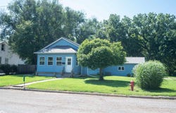 255 North 2nd Street, Warsaw, IL 62379