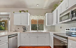 3397 W Park Creek Dr, Meridian, ID 83642