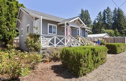 868 NW 6th Street, Toledo, OR 97391