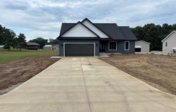 64247 Windrose Way, Lawton, MI 49065