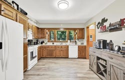 718 S Silverbrook Dr, West Bend, WI 53095