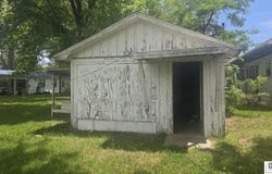 200 MARTIN WAY, Oak Grove, LA 71263
