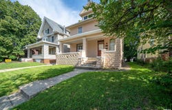 1417 W MAIN Street, Peoria, IL 61606