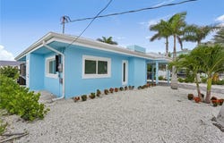 267 Flamingo Street, Fort Myers Beach, FL 33931
