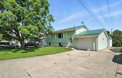 404 E Gardner Street, New Hampton, IA 50659
