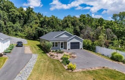 907 POWHATAN ST, STAUNTON, VA 24401